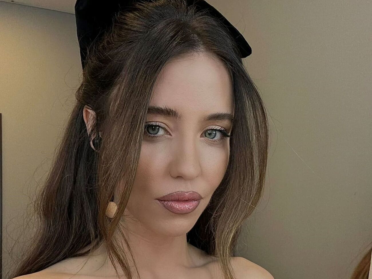 Ранее Дорофеева была участницей группы "Время и Стекло"