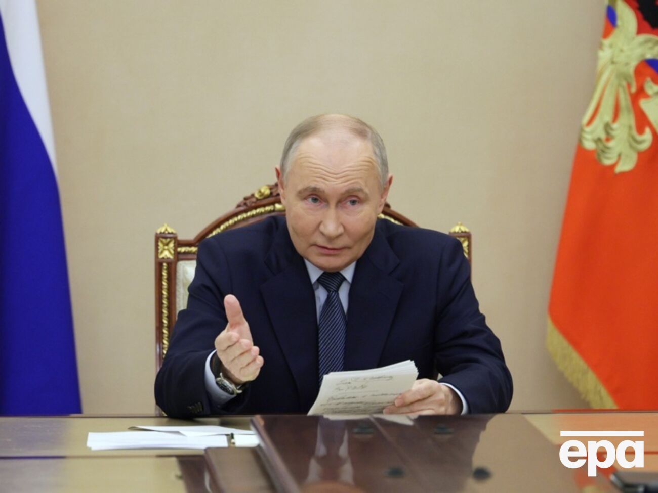 Путин, вероятно, приказывал убивать своих противников, говорится в переданном журналистам документе