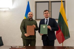 Умєров і Кащюнас підписали меморандум про підтримку української оборонної промисловості