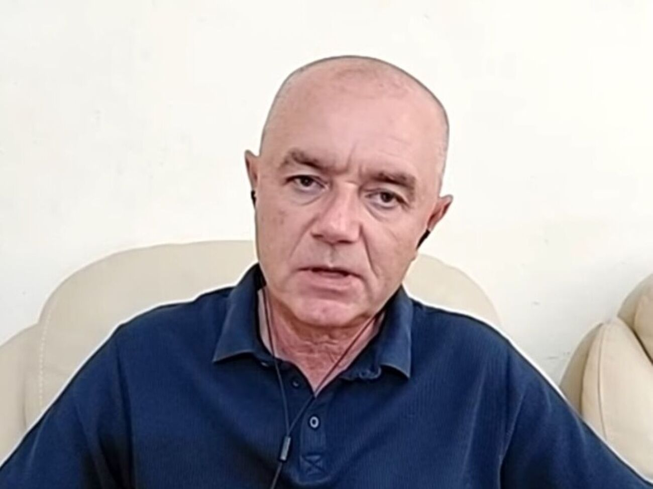 Свитан считает, что Россия еле избежала уничтожения, а Путин дал заднюю