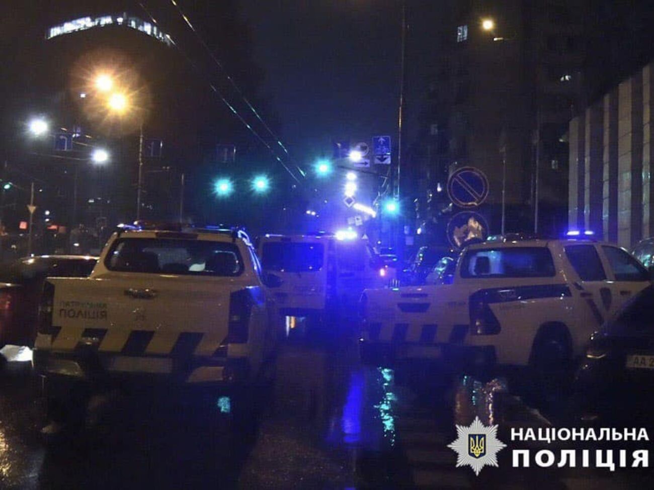 В результате стрельбы прошлой ночью в отеле погиб один мужчина, еще двое получили ранения