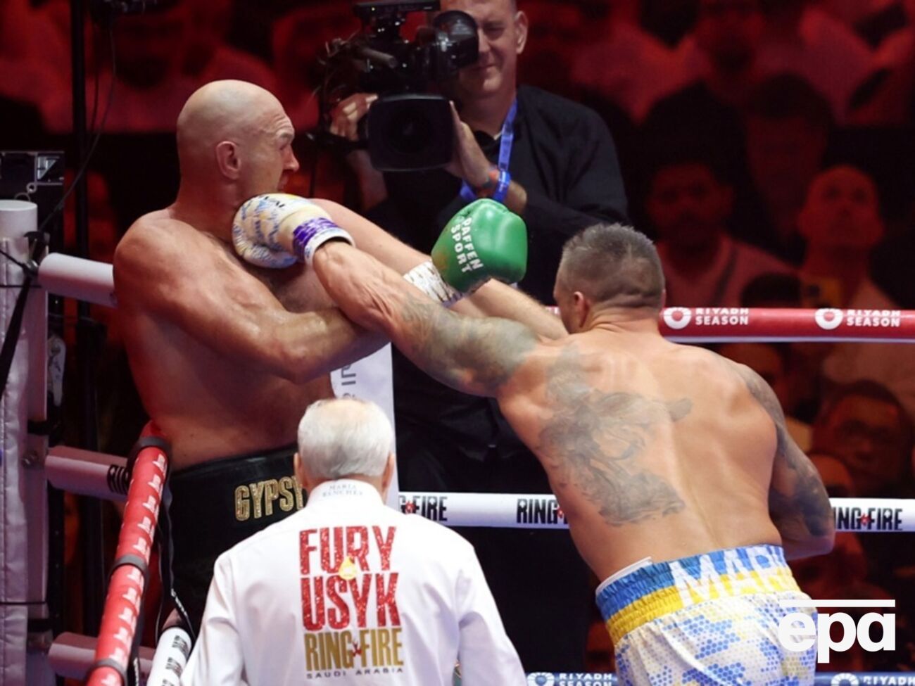 Усику Фьюри проиграл 19 мая
