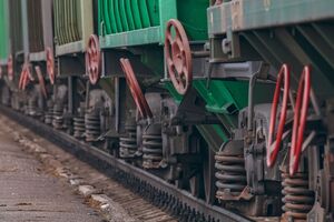 "Укрзалізниця" предлагает поднять стоимость грузовых перевозок на 26%, утверждает УНИАН