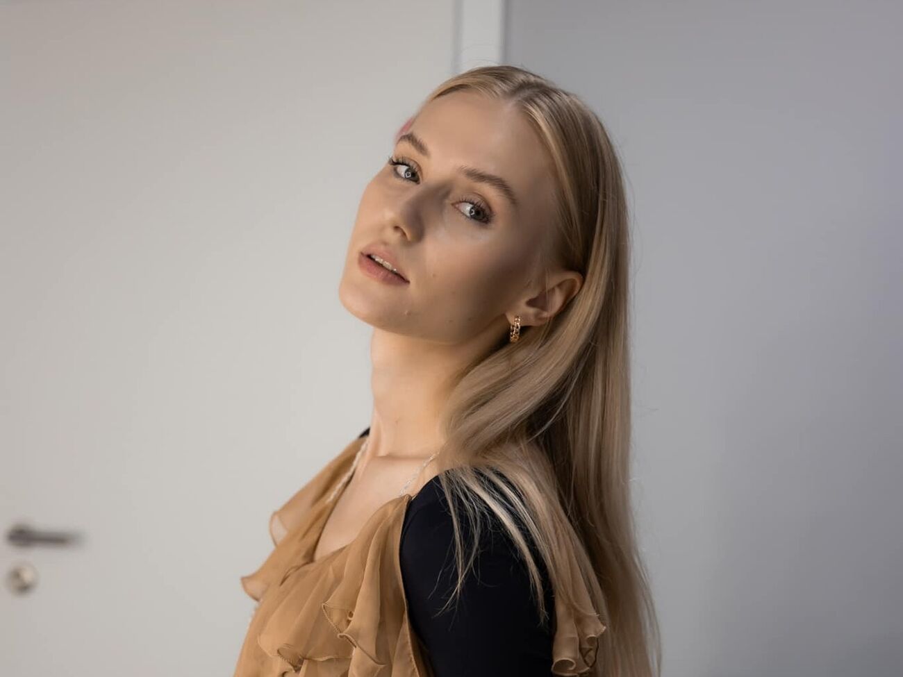 Справжнє ім'я Domiy – Марія Довганюк