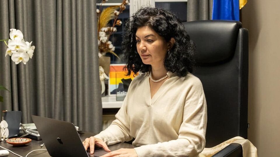 Ташева обіймає посаду представника президента в АРК