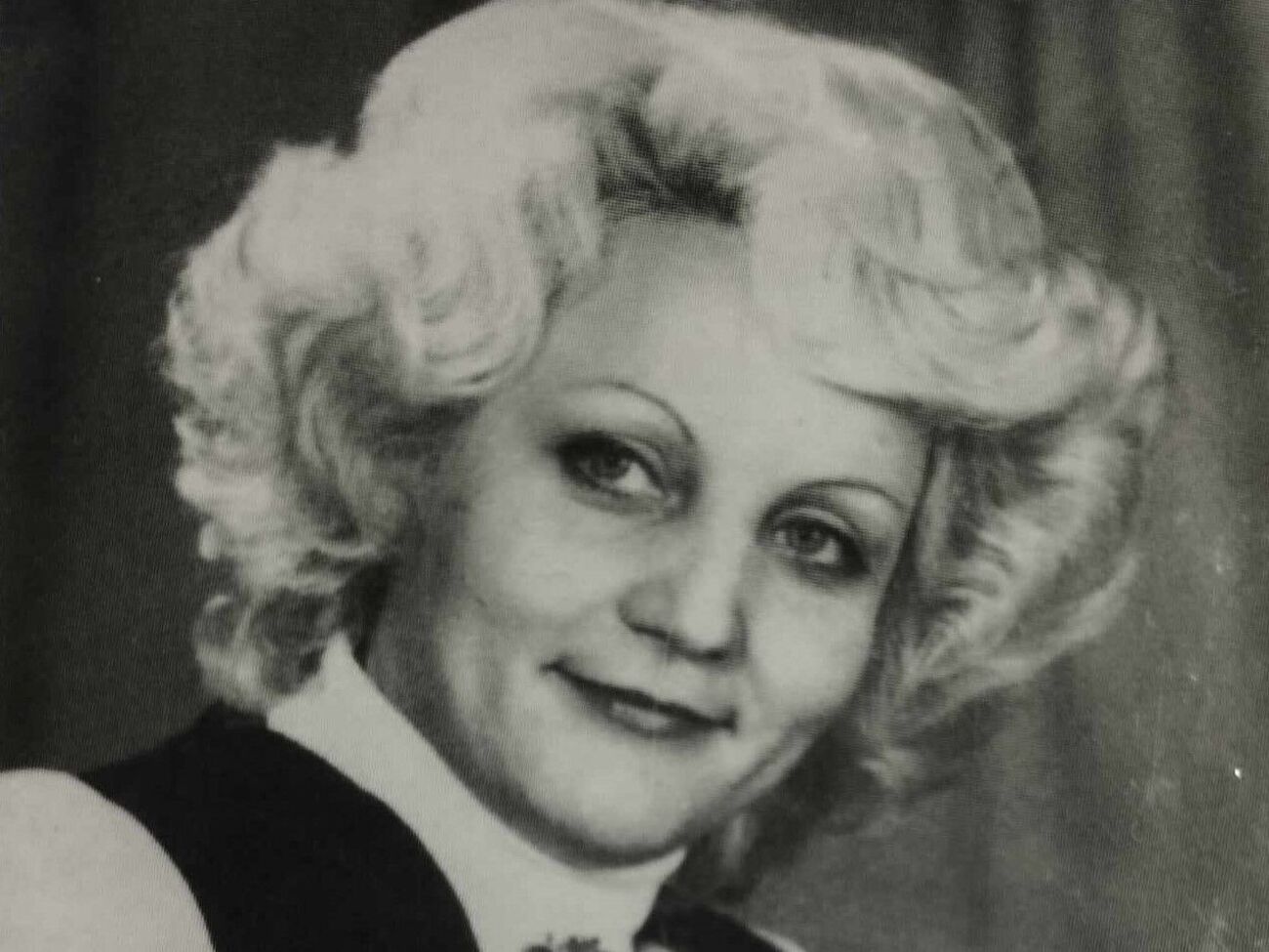 В Глухове должна была состояться встреча поэтессы с поклонниками