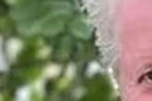 Спенсер і Джарман познайомилися 2021 року