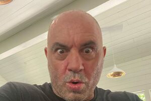 Відео Рогана, у якому він згадує Зеленського, уже набрало понад 1 млн переглядів