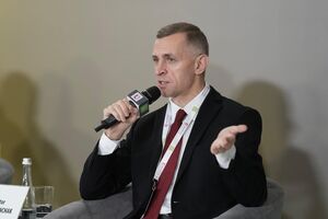 Есть ли гарантия, что вброшенные российские деньги в потрепанной за годы войны Украине не сработают так, как в Грузии или Молдове?