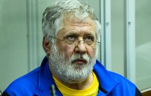 Судді відмовили Коломойському, який перебуває в СІЗО, у поверненні його частки у "ПриватБанку"