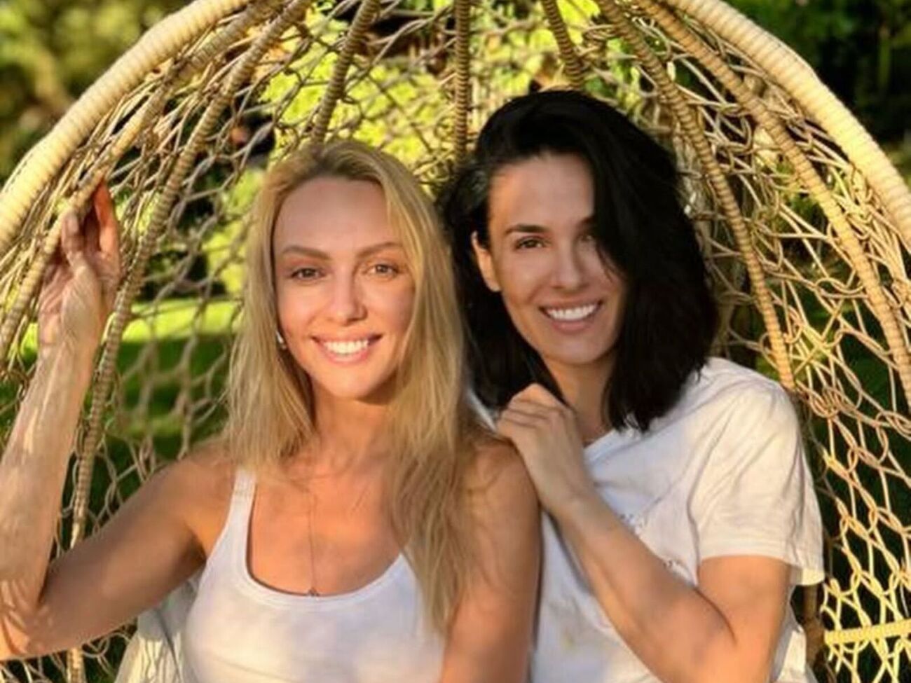 В своем шоу Полякова и Ефросинина откровенно обсуждают различные женские темы