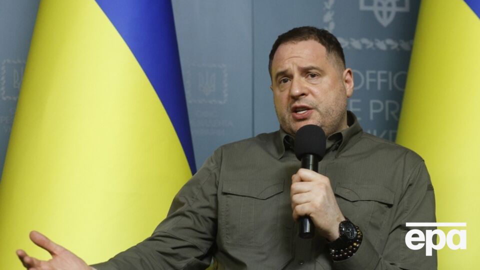 Єрмак зазначив, що Росія не виявляє бажання йти на деескалацію