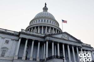 По информации издания, обмен стал следствием многолетних переговоров между официальными лицами Белого дома, Госдепартамента и китайскими коллегами