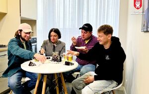 Во время боев за Мариуполь Лупина получил пулевое ранение