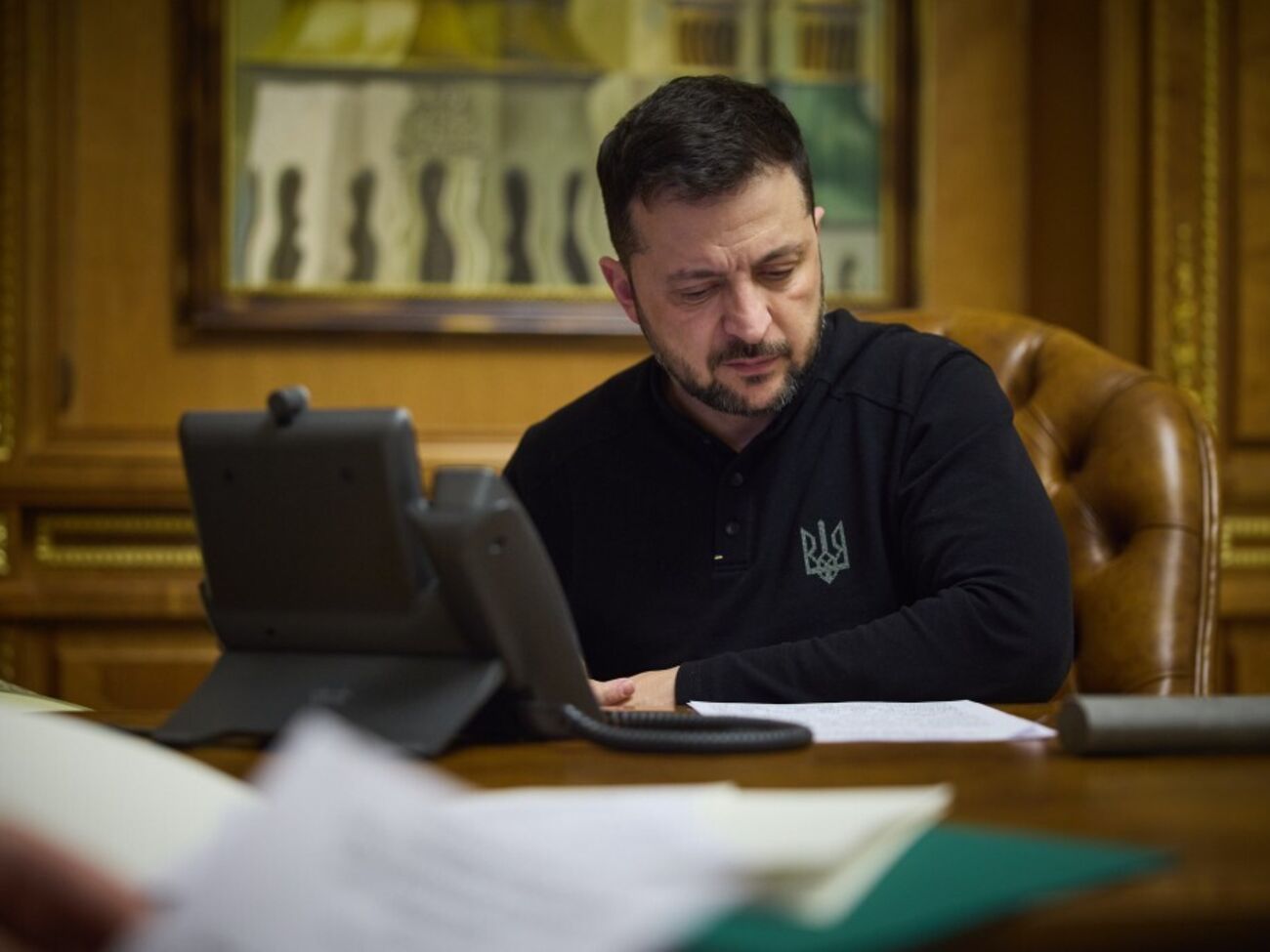 Зеленский подписал закон через 44 дня после его получения