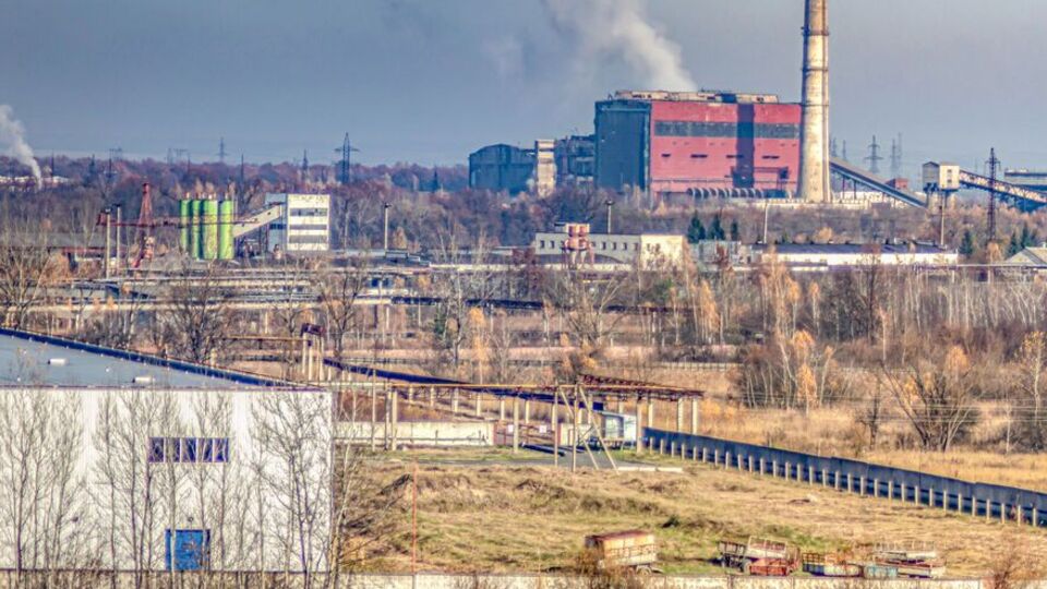 Возле Покровска добывают коксующийся уголь марки "К", необходимый в цикле производства стали на металлургических комбинатах