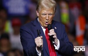 Трамп может объявить себя победителем, не дожидаясь подсчета голосов, говорят источники