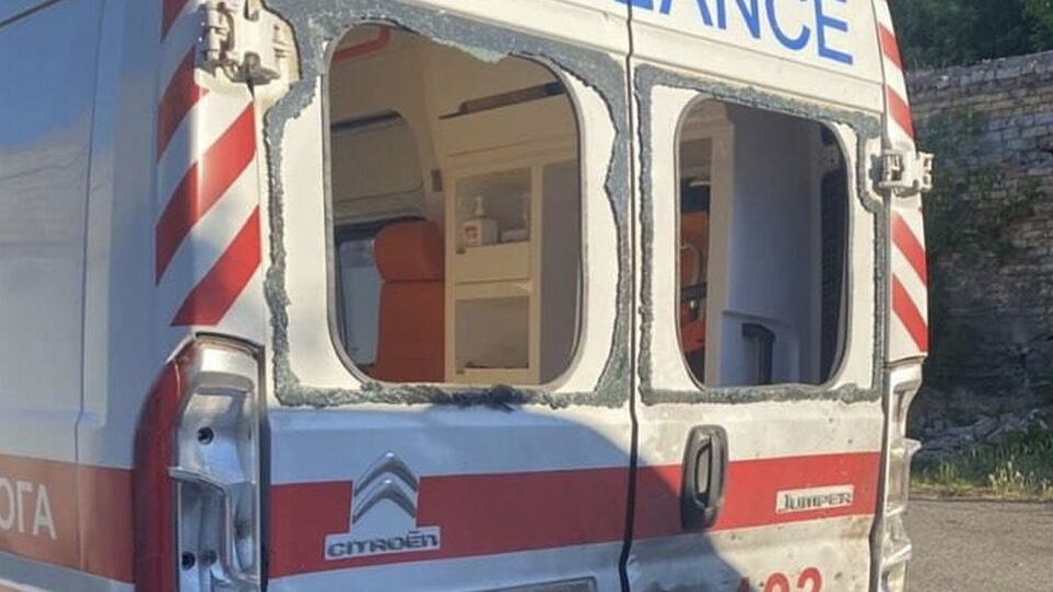 Окупанти неодноразово атакували бригади "швидких" у Херсонській області