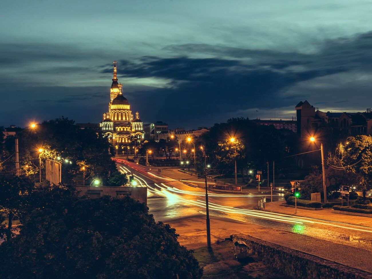 Российский КАБ попал в супермаркет в Шевченковском районе, сообщил мэр Харькова