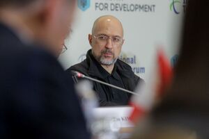 В результате российских атак повреждены 15 гражданских аэропортов Украины, рассказал премьер-министр