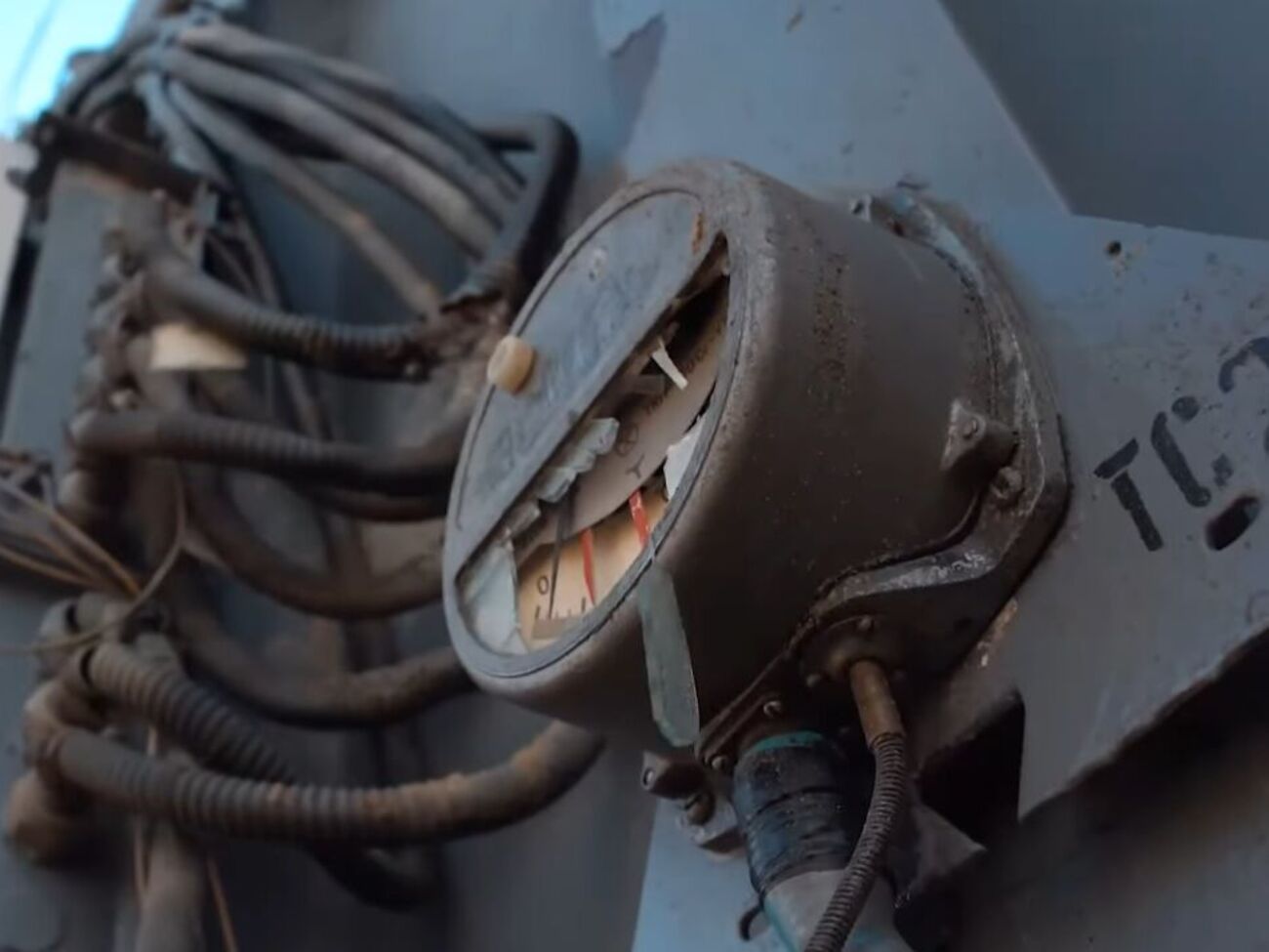 В "Укрэнерго" отметили, что россияне за два обстрела использовали более 200 ракет