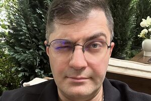 Команди Трампа й Гарріс не ставлять за мету перемогти Путіна. На Україну тиснутимуть заради її "угоди" з РФ