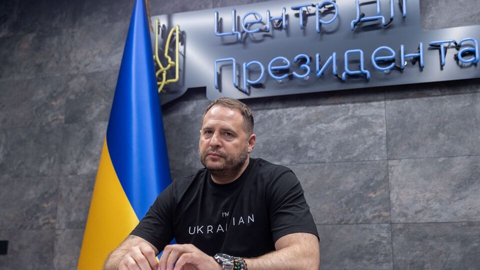Ермак заявил, что лидером борьбы с коррупцией является "некоррумпированный президент"