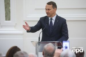 Сікорський припускає, що НАТО розгляне питання збиття ракет над Україною під час наступної зустрічі