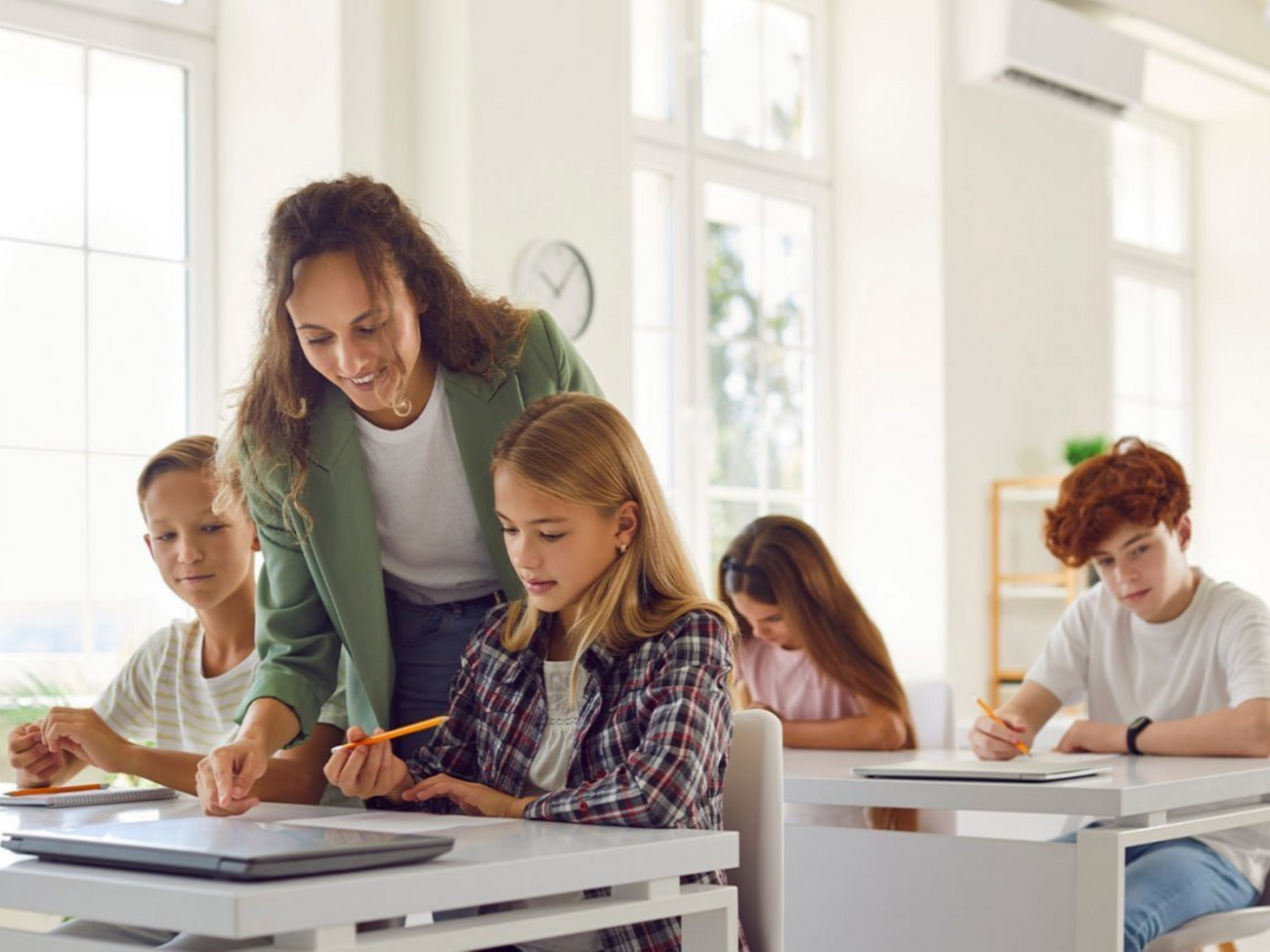 Имена победителей конкурса объявят 20 декабря 2024 года на сайте музея "Голоса Мирных"