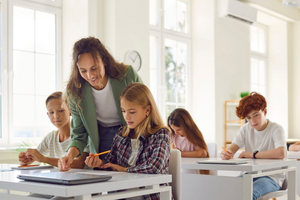 Імена переможців конкурсу оголосять 20 грудня 2024 року на сайті музею "Голоси Мирних"