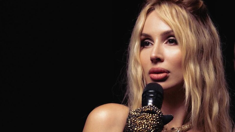 Loboda: Осенним утром так хочется тепла …