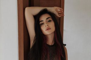 Трінчер: А я просто хотіла заспівати