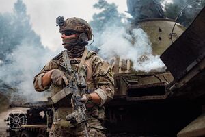 По словам спецназовца, бойцы "Альфы" выполняют боевые задачи по всей линии фронта