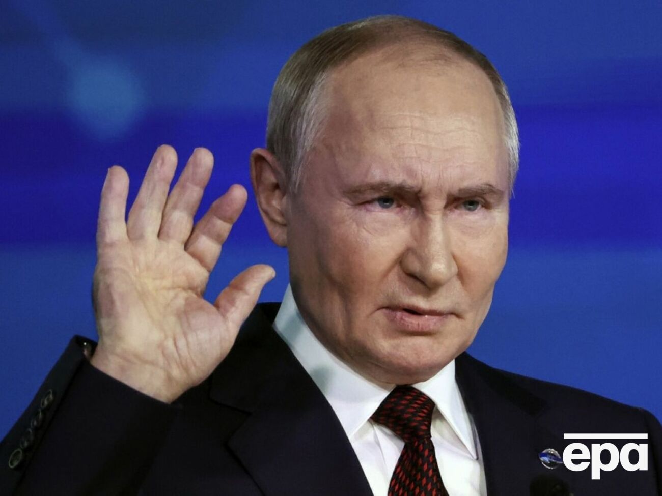 Нелегитимный российский президент подчеркнул нейтральный статус Киева