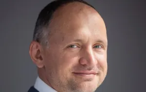 Після публікації матеріалу Татаров назвав інформацію про його поїздки до Москви "фейком"