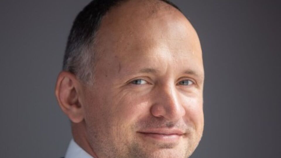 Після публікації матеріалу Татаров назвав інформацію про його поїздки до Москви "фейком"