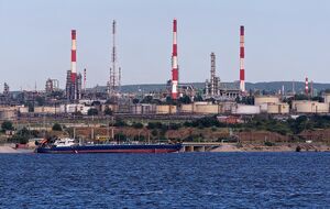 У Росії після атаки дронів горів Саратовський НПЗ