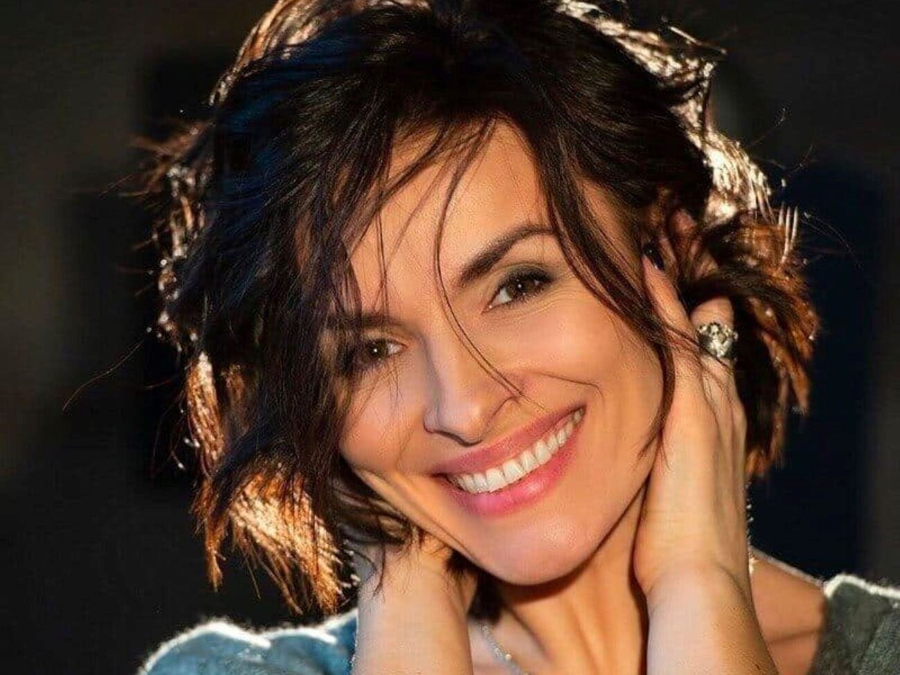 В соцсетях в последнее время Мейхер называет себя Надеждой Уржумцевой