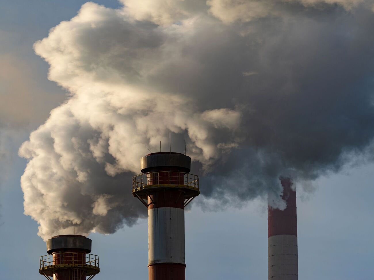 В Украине нет финансовых инструментов стимулирования модернизации предприятий с целью уменьшения выбросов СО₂, подчеркнула директор ассоциации "Укрцемент" Людмила Крипка