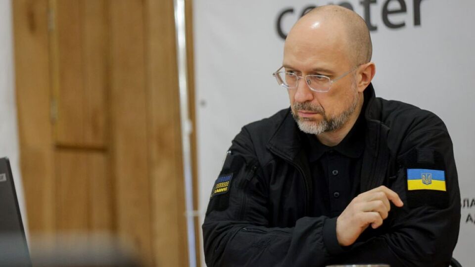 Жодних обмежень на заготівлю дров для людей "немає і не буде", заявив прем'єр