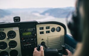 Авиасообщение между странами прекратили в 2020 году