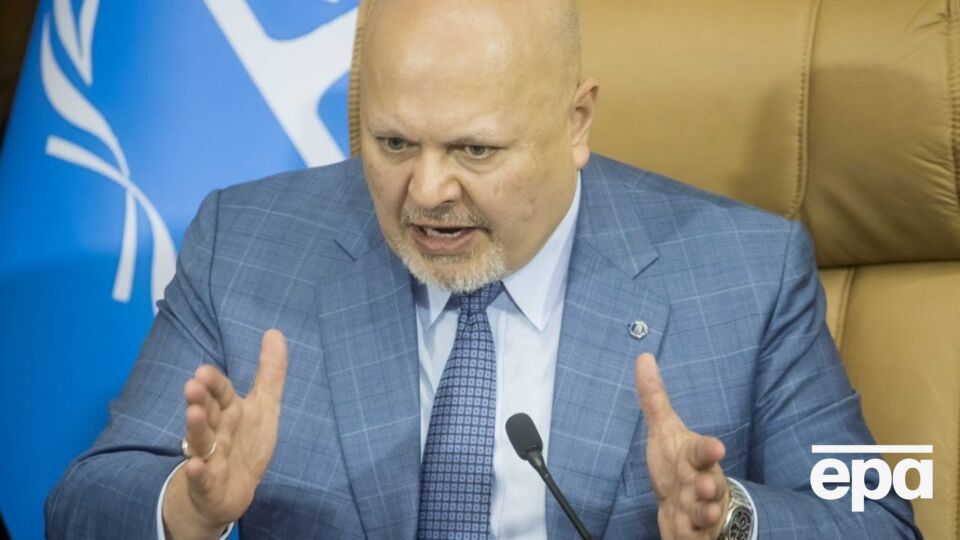 Хана обвиняют в домогательствах