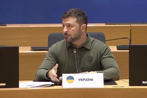 Зеленський: Ми перетнули позначку перших 100 одиниць ракетного озброєння цього року