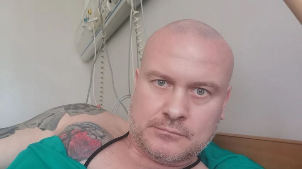 Узелков помер 9 листопада