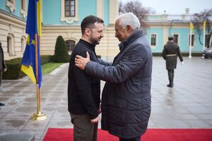 Зеленский: Мы будем делать все, чтобы поскорее закончить эту войну