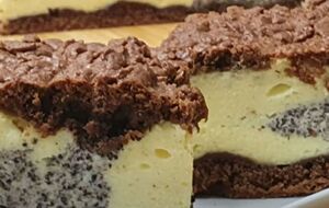 Выпекайте сырник при температуре 180 °С в течение 60 минут