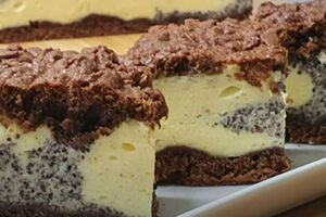 Выпекайте сырник при температуре 180 °С в течение 60 минут