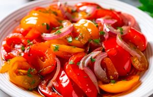 Как утверждают авторы, этот салат – самый вкусный из всех