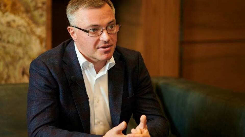 Генеральный директор "Метинвеста" Юрий Рыженков в прямом эфире телеканала Bloomberg Television рассказал о влиянии войны на инвестиции в Украину