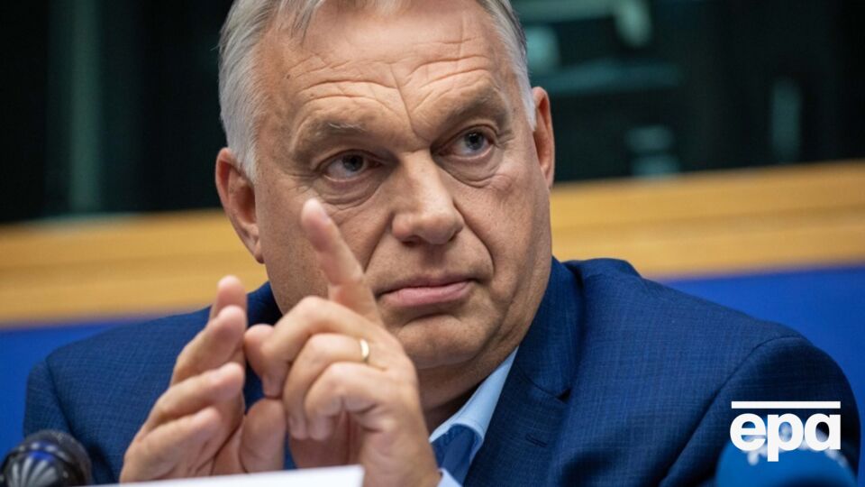 За даними ЗМІ, Орбан кілька разів обговорював можливості дипломатичного способу зупинення війни Росії в Україні обраним президентом США Дональдом Трампом